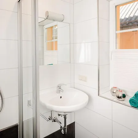 Leonhardsblick Apartment *
